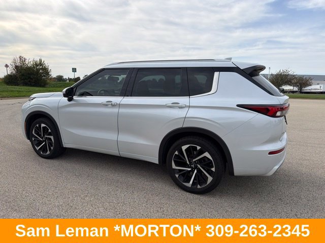 Used 2022 Mitsubishi Outlander SEL AWD/4WD image 2