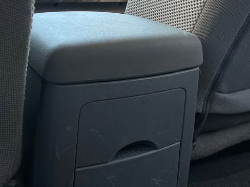 Used 2019 Nissan Frontier SV image 24