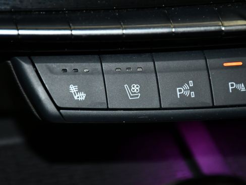 Used 2025 Cadillac CT5 Premium Luxury image 30