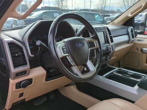 Used 2021 Ford F250 Lariat w/ Chrome Package image 15