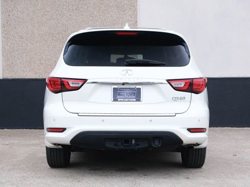 Used 2017 INFINITI QX60 Luxe w/ Deluxe Technology Package image 16
