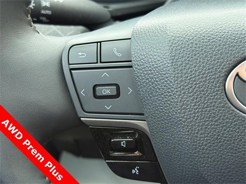 Used 2025 Toyota Camry XLE w/ Premium Plus Package image 20