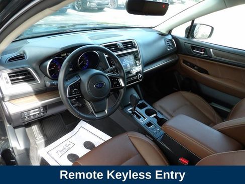Used 2019 Subaru Outback 3.6R Touring AWD/4WD image 9