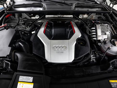 Used 2021 Audi SQ5 Prestige AWD/4WD image 22