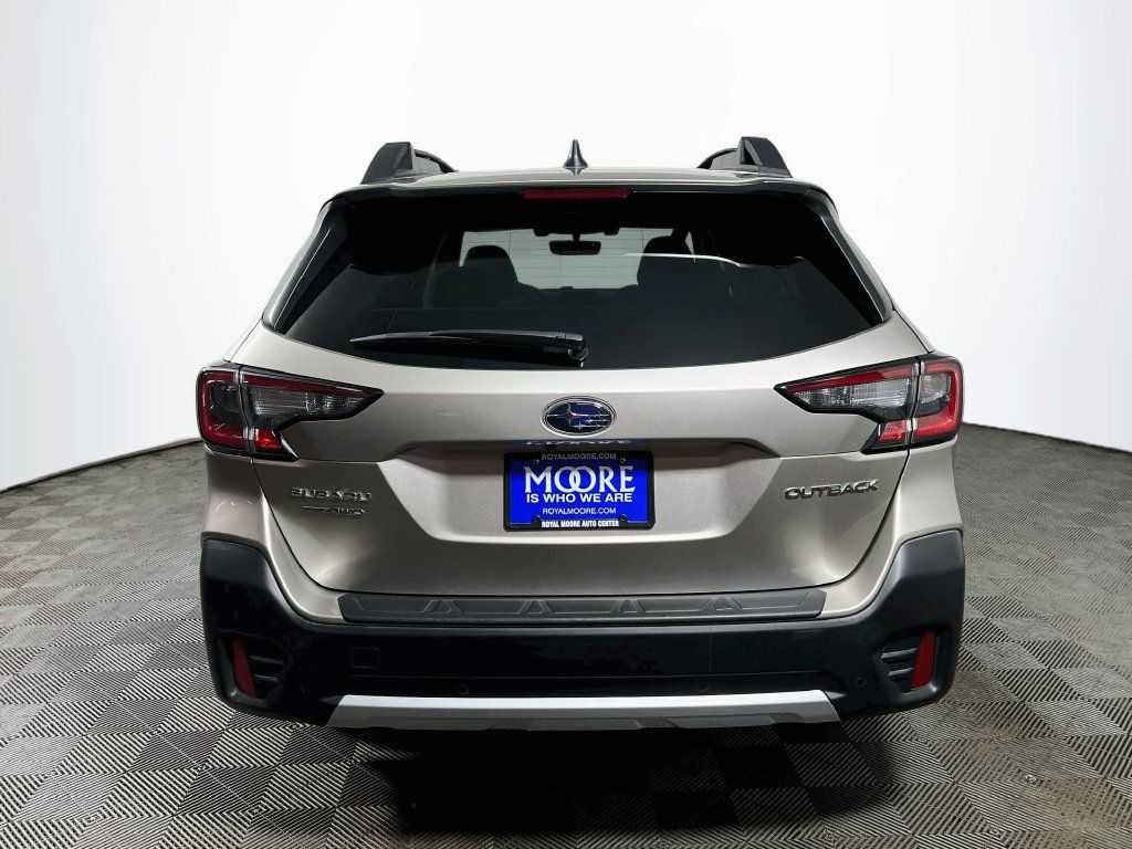 Used 2020 Subaru Outback Limited AWD/4WD image 6
