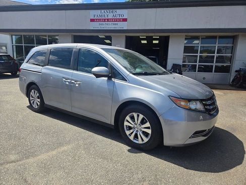 Used 2016 Honda Odyssey SE image 43