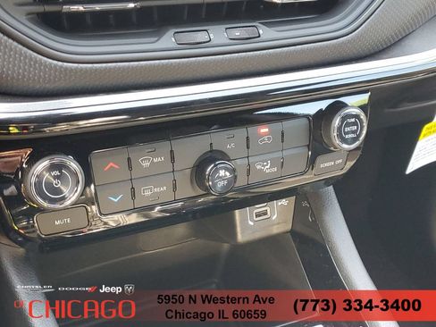 New 2026 Jeep Compass Latitude AWD/4WD image 31