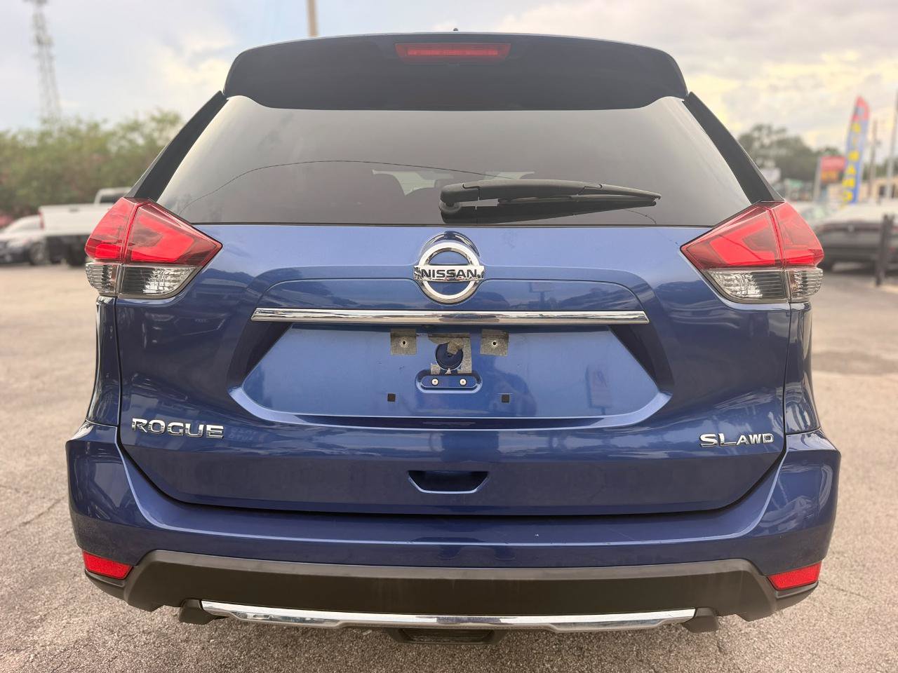 Used 2018 Nissan Rogue SL AWD/4WD image 8