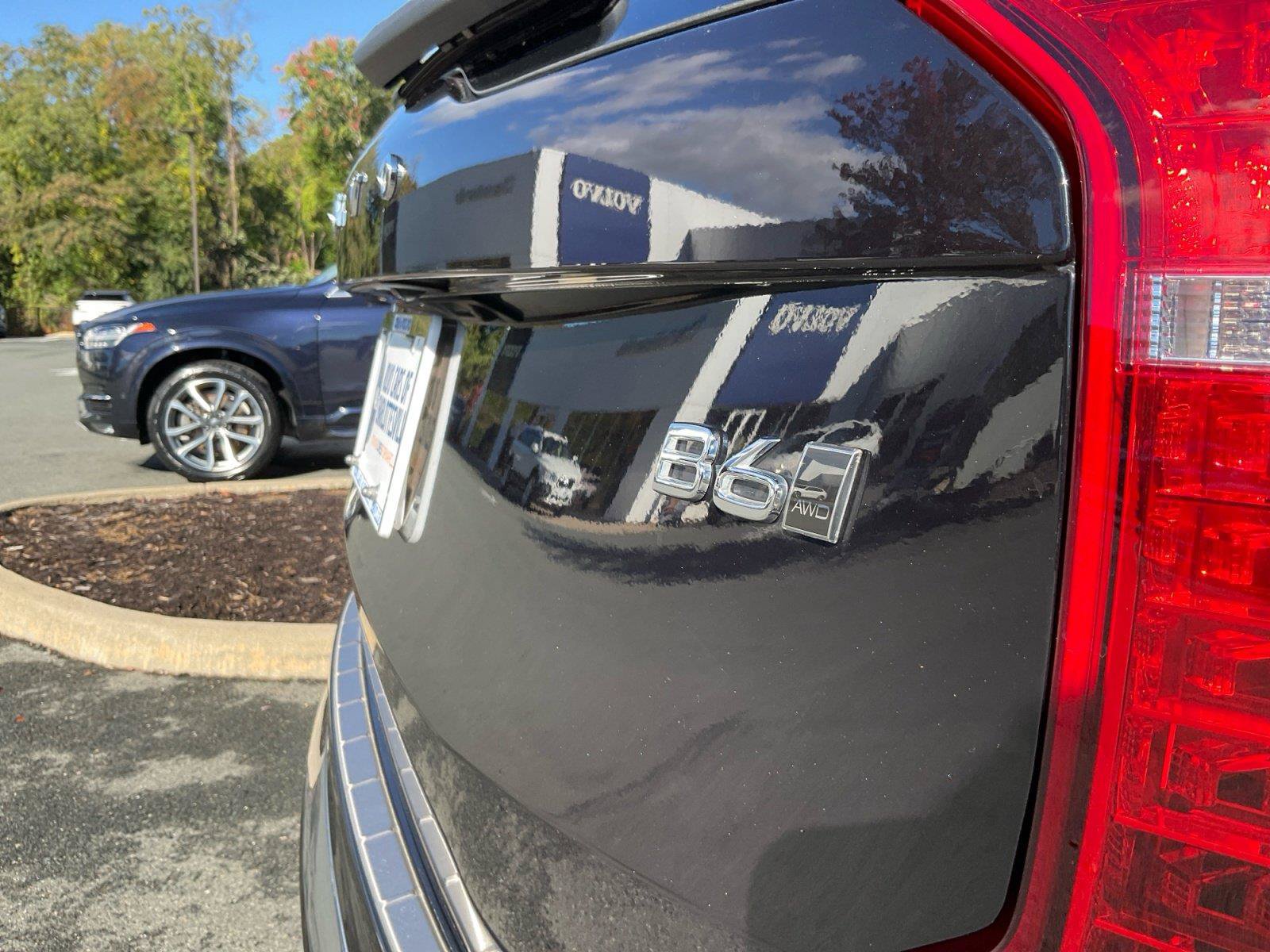 Certified 2023 Volvo XC90 B6 Plus w/ Protection Package Premier AWD/4WD image 16