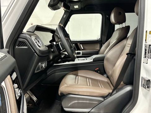 Certified 2025 Mercedes-Benz G 550 image 17