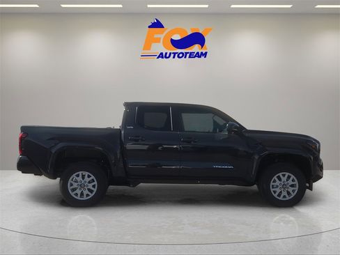 New 2026 Toyota Tacoma SR5 image 6