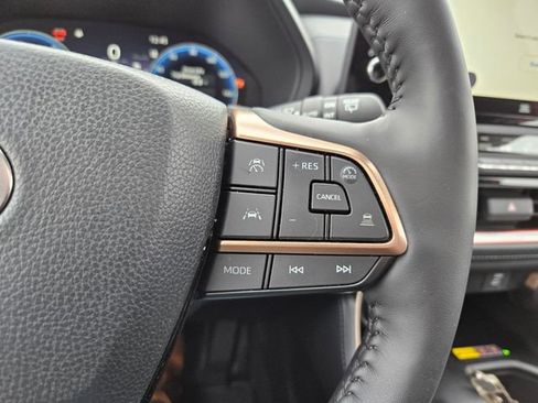 Used 2026 Toyota Grand Highlander AWD Hybrid image 18