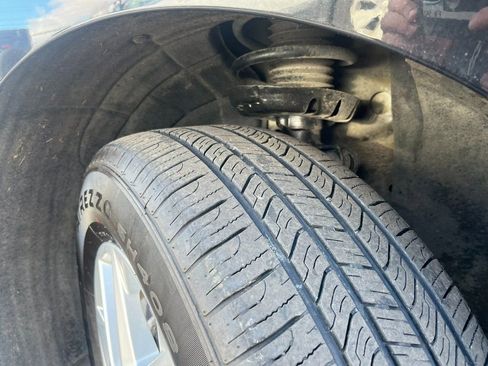 Used 2022 Chevrolet Equinox LT image 23