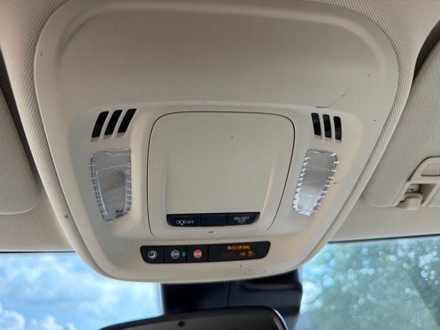 Used 2021 Buick Envision Essence FWD image 13