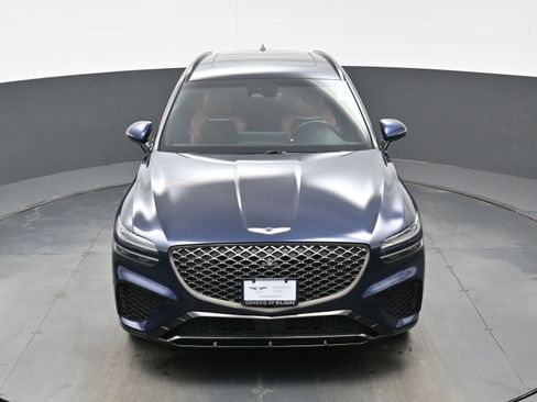 Certified 2023 Genesis GV70 2.5T w/ Sport Prestige Package image 36