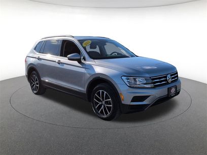 Used 2021 Volkswagen Tiguan SE w/ Panoramic Sunroof Package