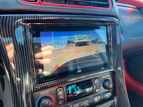 Used 2002 Chevrolet Corvette Convertible w/ Preferred Equipment Group2 image 20