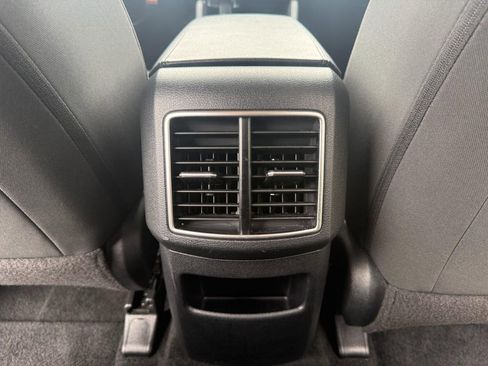 Used 2025 Kia Sportage LX AWD/4WD image 27