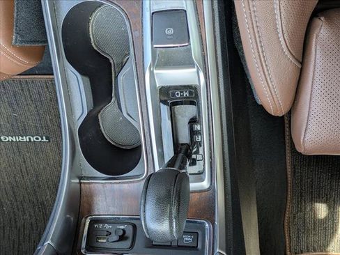 Used 2019 Subaru Ascent Touring w/ Popular Package #3 image 13