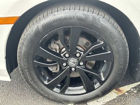 Used 2021 Honda Odyssey Touring image 9