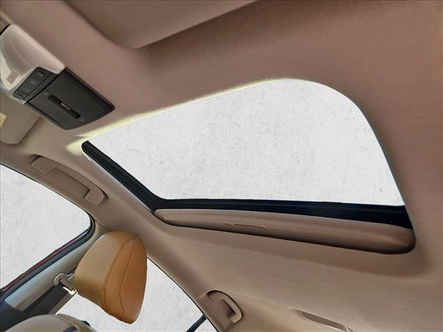 Used 2020 Nissan Sentra SV w/ SV Premium Package FWD image 15