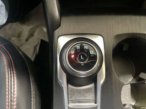 Used 2025 Ford Escape ST-Line image 19