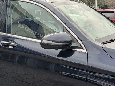 Used 2022 Mercedes-Benz GLC 300 image 12