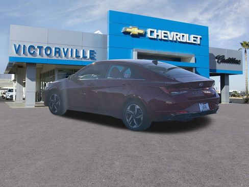 Used 2023 Hyundai Elantra Limited w/ Cargo Package image 6