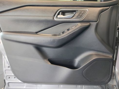 Certified 2024 Nissan Rogue Platinum w/ Platinum Premium Package FWD image 30