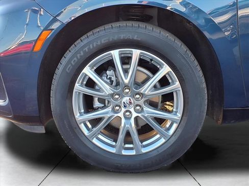 Used 2023 Buick Enclave Essence w/ Experience Buick Package image 20