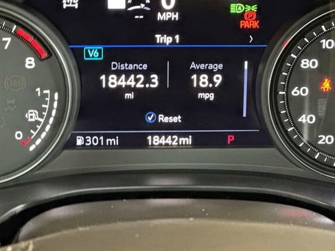 Certified 2024 Cadillac XT6 Sport w/ Platinum Package image 28