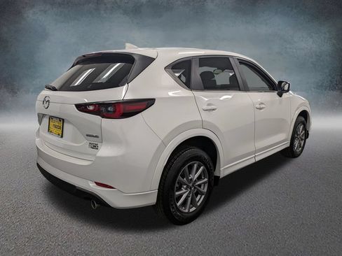 Used 2024 MAZDA CX-5 AWD 2.5 S w/ Preferred Package image 4