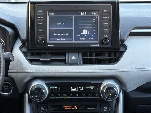 Used 2020 Toyota RAV4 XLE image 15