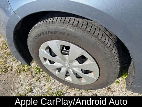 Used 2022 Toyota Corolla L FWD image 7