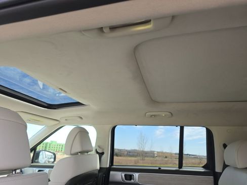 Used 2024 Hyundai Santa Fe Calligraphy image 11