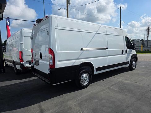 Used 2023 RAM ProMaster 3500 w/ Driver Convenience Group image 6