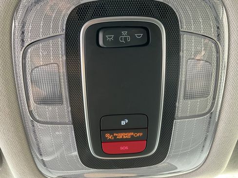 Used 2025 Hyundai Kona SEL image 28