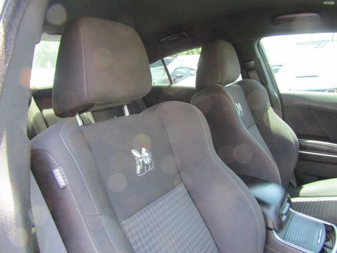 Used 2019 Dodge Charger Scat Pack RWD image 14