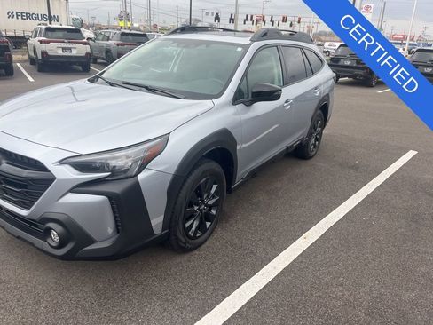 Used 2023 Subaru Outback Onyx Edition image 7