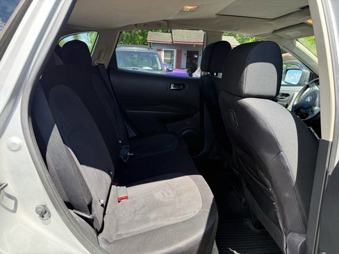 Used 2013 Nissan Rogue S w/ Special Edition Pkg AWD/4WD image 12