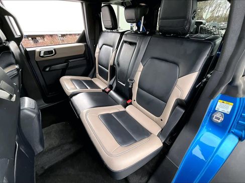 Used 2024 Ford Bronco Wildtrak image 18