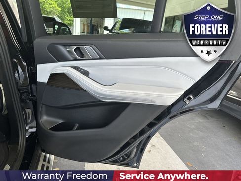 Used 2023 BMW X5 xDrive45e AWD/4WD image 34