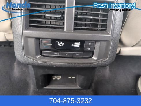 Used 2018 Volkswagen Atlas SEL image 19