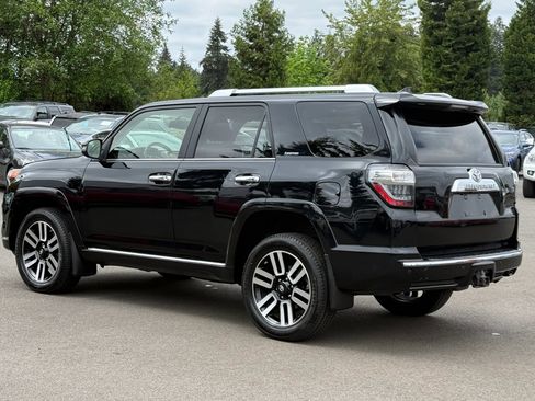 Used 2016 Toyota 4Runner Limited AWD/4WD image 5