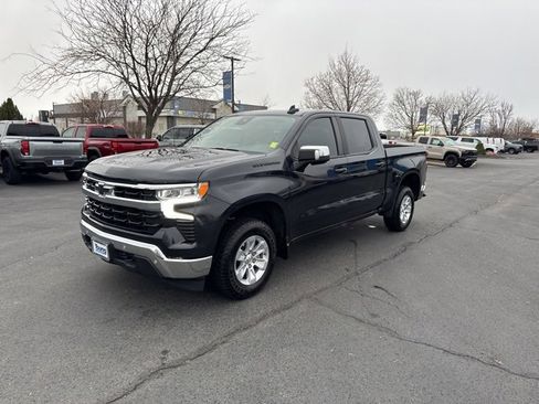 Used 2024 Chevrolet Silverado 1500 LT w/ Safety Package image 3