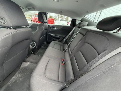 Used 2024 Chevrolet Malibu LT w/ Sport Edition image 38