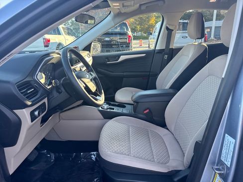 Used 2022 Ford Escape SE w/ Convenience Package image 21