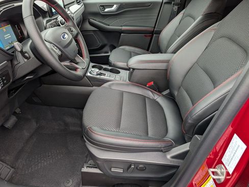 New 2026 Ford Escape ST-Line w/ Cold Weather Package image 20