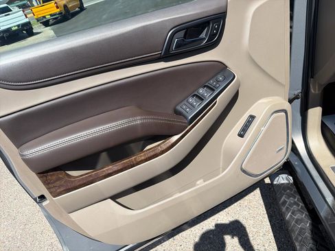 Used 2018 Chevrolet Tahoe LT AWD/4WD image 15
