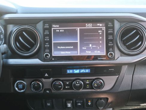 Used 2023 Toyota Tacoma TRD Off-Road AWD/4WD image 14